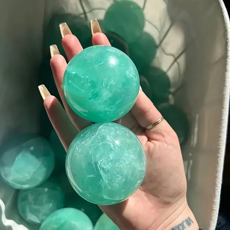 1 natural green fluorite crystal ball, polished surface, chakra gift, suitable for holidays and special occasions.