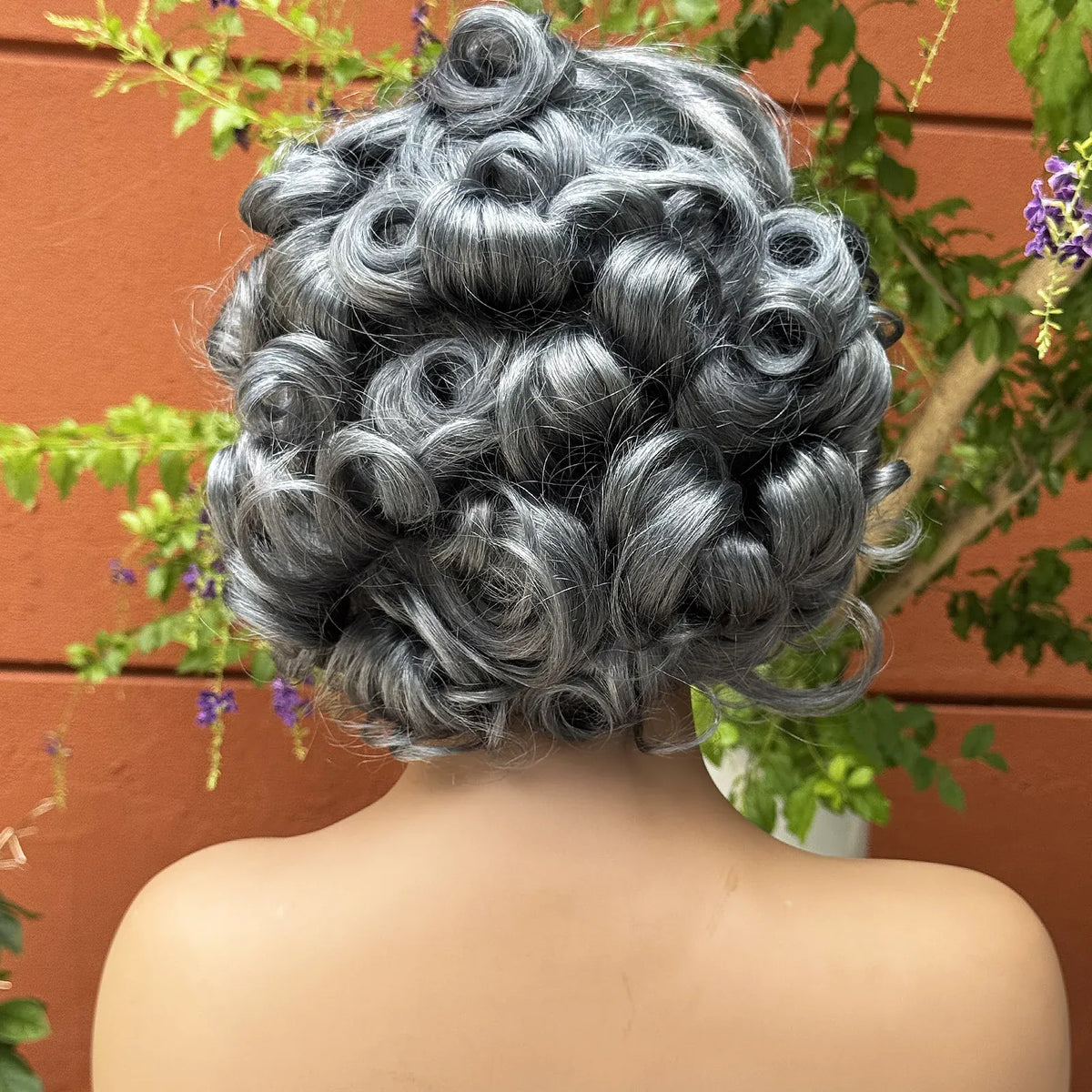 13x4 Transparent Lace Frontal Wig 250% Density Short Bob Loose Wave Human Hair Wigs Bouncy Curly Hair Wigs for Black Women