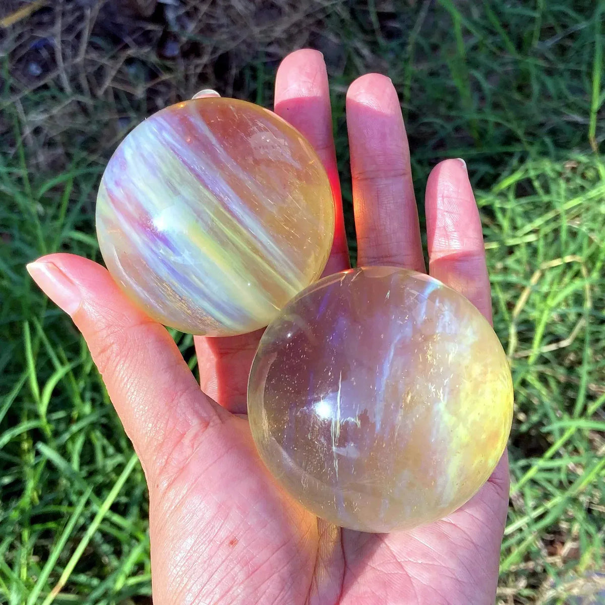 1pc Yellow Smelting Stone Sphere, Hand-Carved Crystal Ball, Home Decor