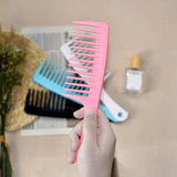 4pc Large Wide Tooth Comb Detangling Wet or Dry Combs for Shower, Hair Styling Brush for Natural, Curly, Long Hair for Women&Man