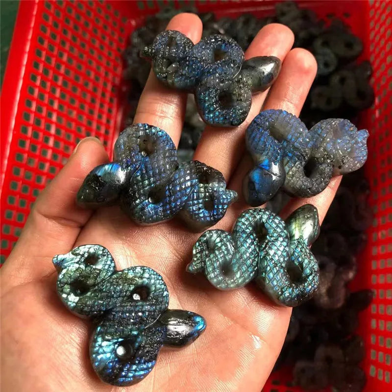 Natural Quartz Carvings Labradorite Owl Cicada Animal Crystals Healing Stones For Spiritual Decor
