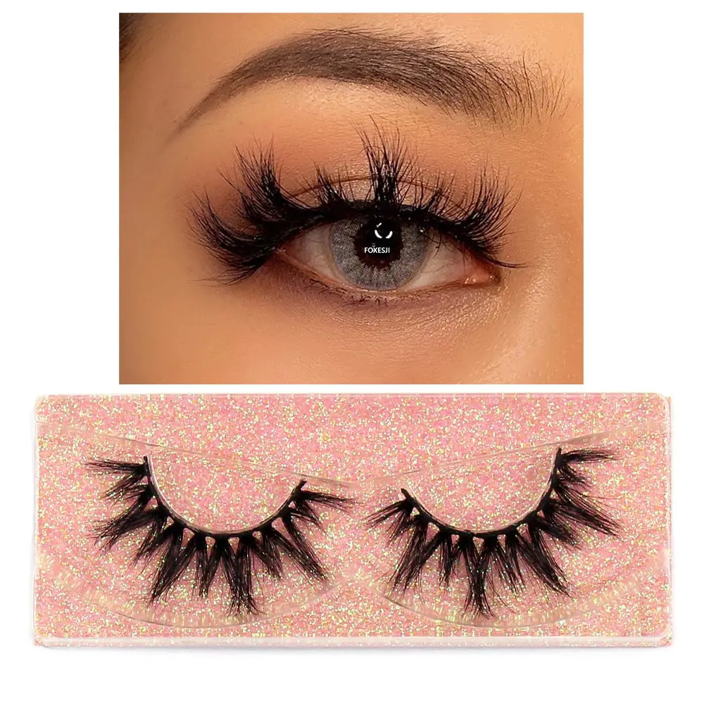 3D mink false eyelashes by HSF Marketplace, featuring fluffy, natural-looking volume