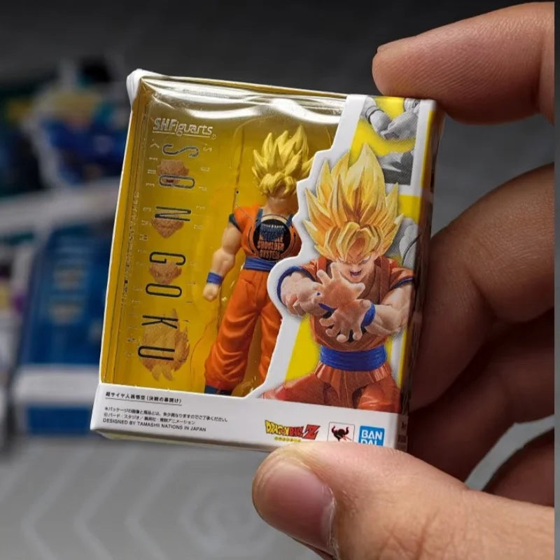 HBandai Dragon Ball SHF Mini Gashapon 5cm Goku, Vegeta and Trunks collectible desktop figures set