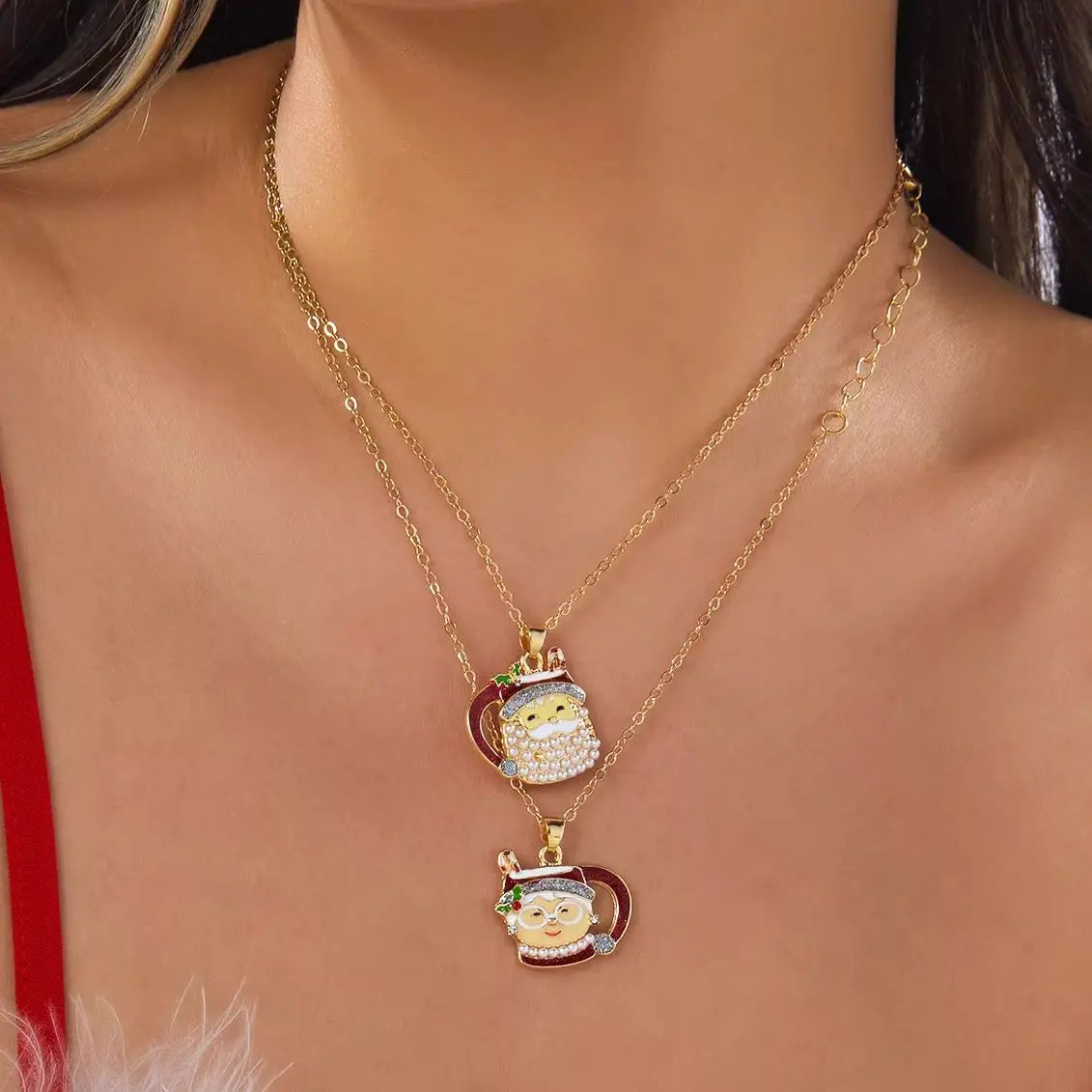 Christmas tea cup old couple pendant necklace for women, detailed jewelry design by HSF Marketplace