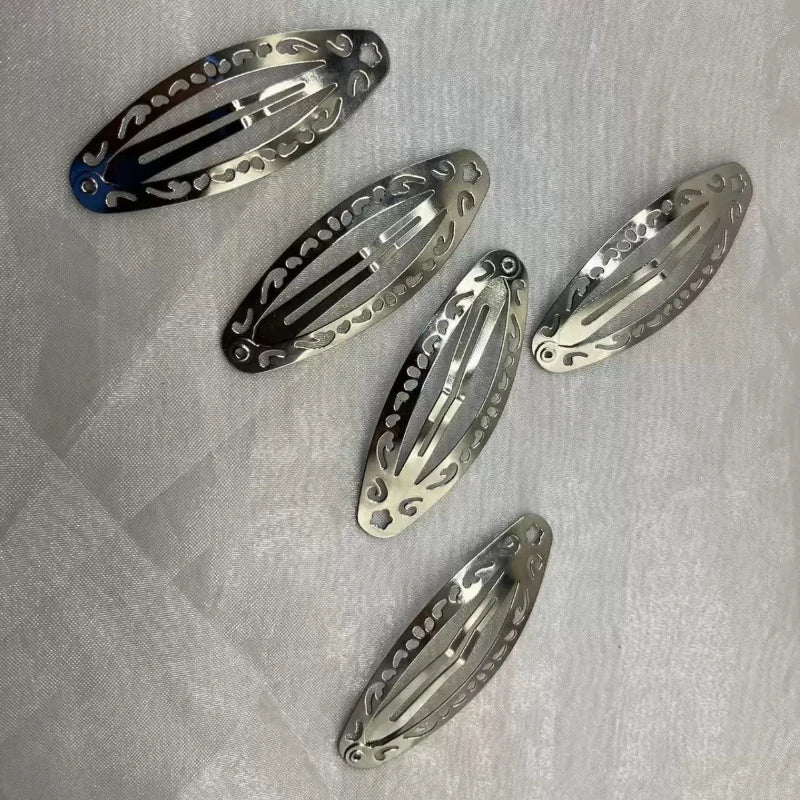 Geometric silver oval HSF Marketplace hair clips for Y2K styling