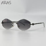 Rimless polygon sunglasses for women with gradient lenses, metal and bamboo temples, luxury designer vintage style.