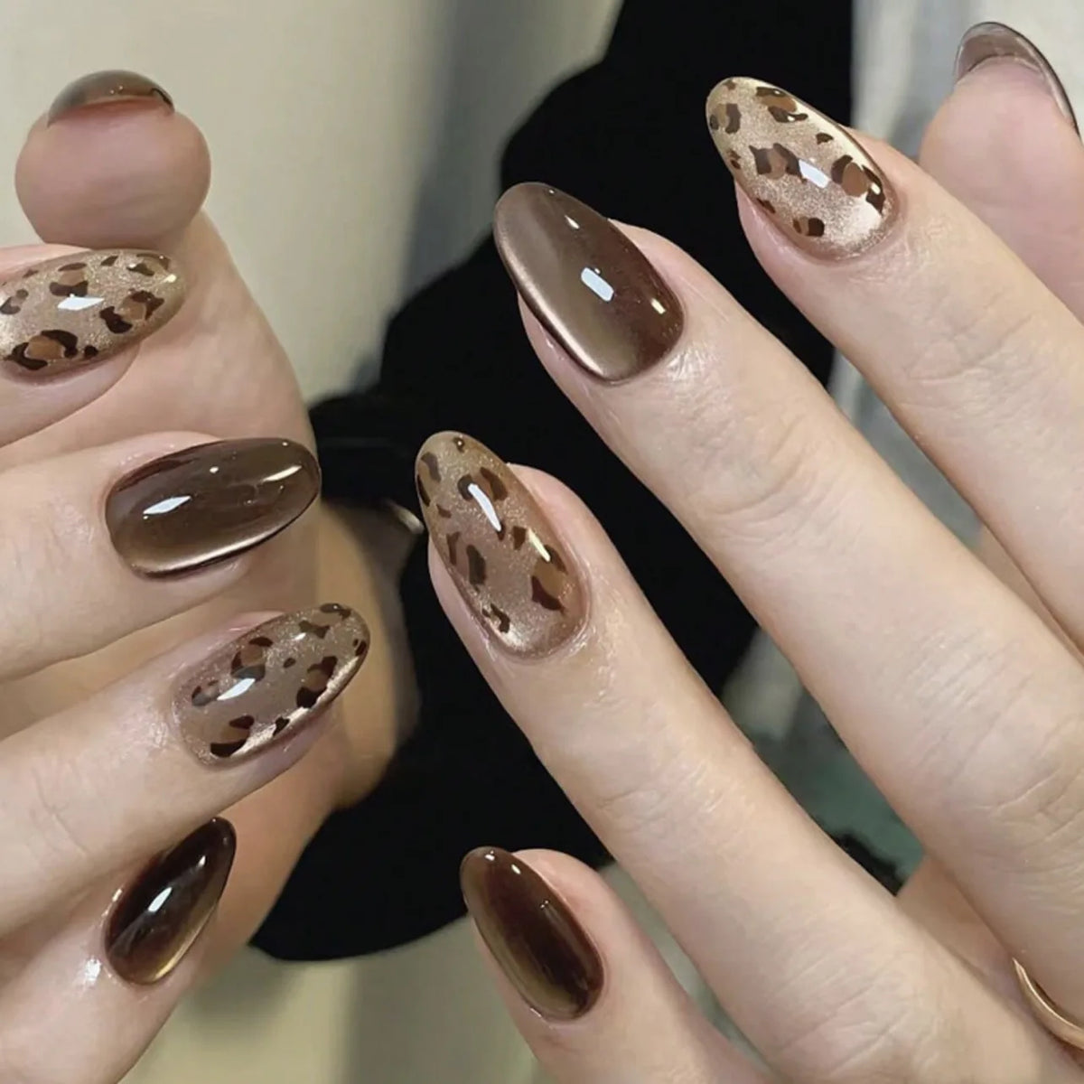 24-piece brown leopard print cat's eye almond press-on false nails with full round tips for autumn and winter wear