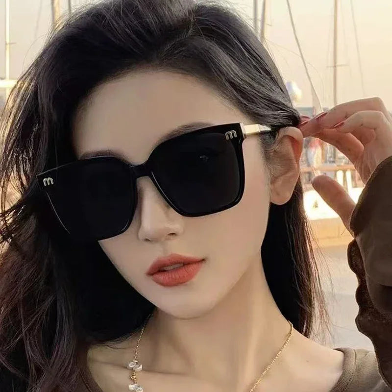 HSF Marketplace luxury designer square sunglasses for women, vintage summer shades with dark lenses