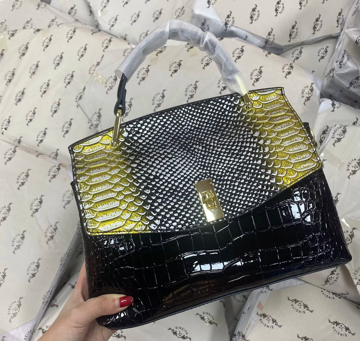 Luxury crocodile print leather handbag for women featuring a crossbody design, from HSF Marketplace, stylish and high-quality.