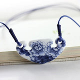Women's ceramic fashion necklace with pendant, wholesale jewelry by HSF Marketplace, stylish jewelry for women and ladies.