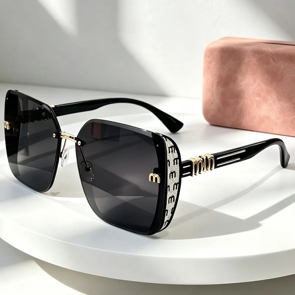 Oversized M letter women sunglasses by HSF Marketplace featuring square frame, light luxury design, perfect for outdoor travel and street style.