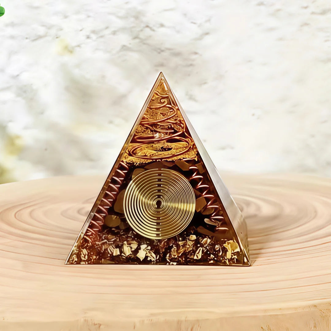 1pc Crystal Pyramid with Tiger Eye Stone Shavings and Circular Patterns, Pyramid Stone Used for Home Desktop Decoration