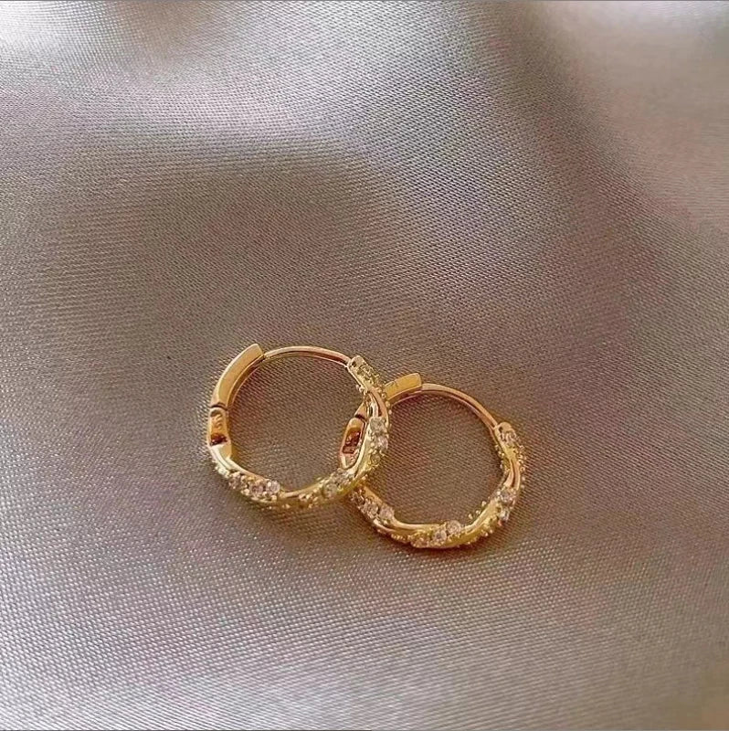 HSF Marketplace four-star metal hoop earrings with zircon geometric circle design for women
