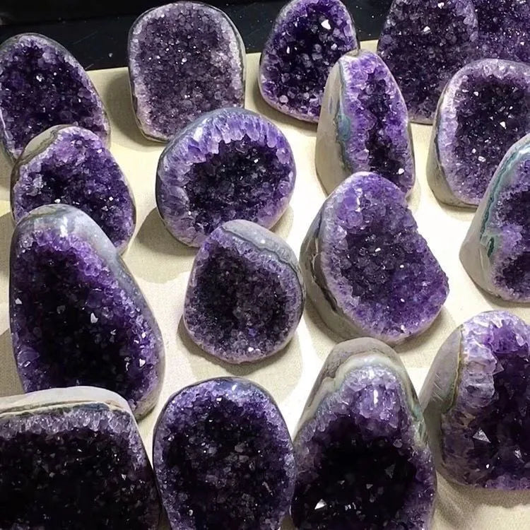High Quality Natural Rough Amethyst Cluster Geode Crystal Figurine Spiritual Gift Fengshui Crystal