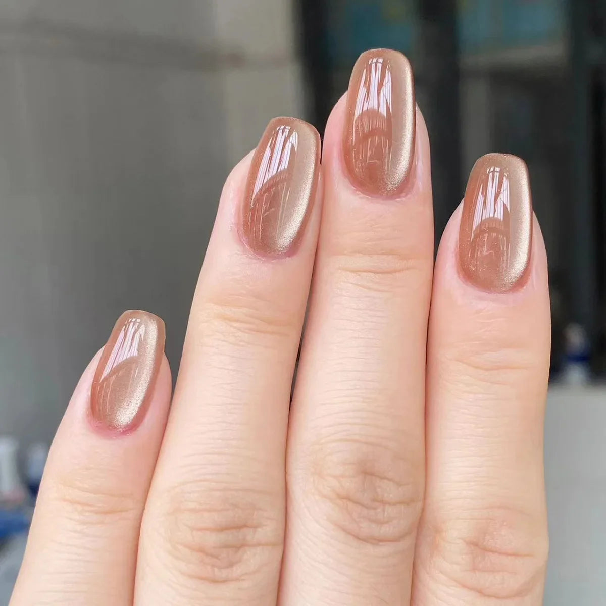 24-piece oval short pink ombre press-on false nails with simple spring nail art for women and girls
