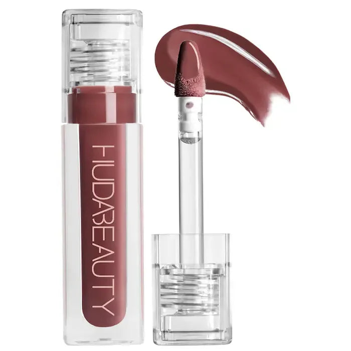 Waterproof matte red lipliner pencil from HSF Marketplace, featuring long-lasting, moisturizing, non-stick lipstick in velvet finish.