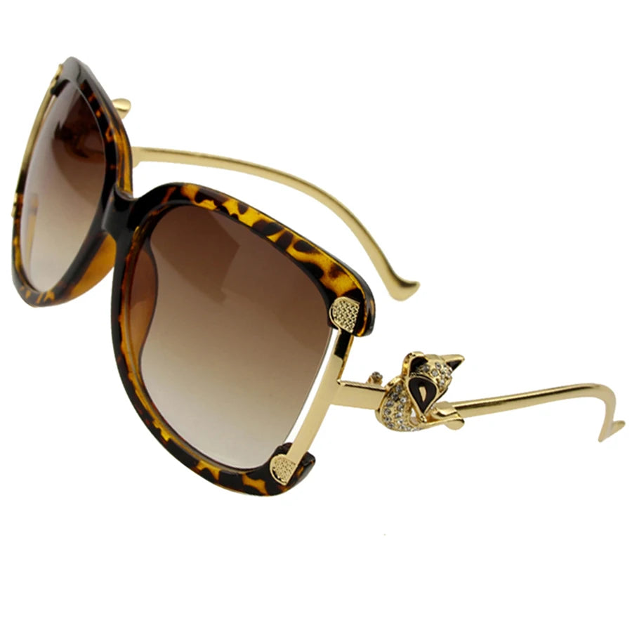 HSF Marketplace stylish oval frame sunglasses for women with UV400 protection