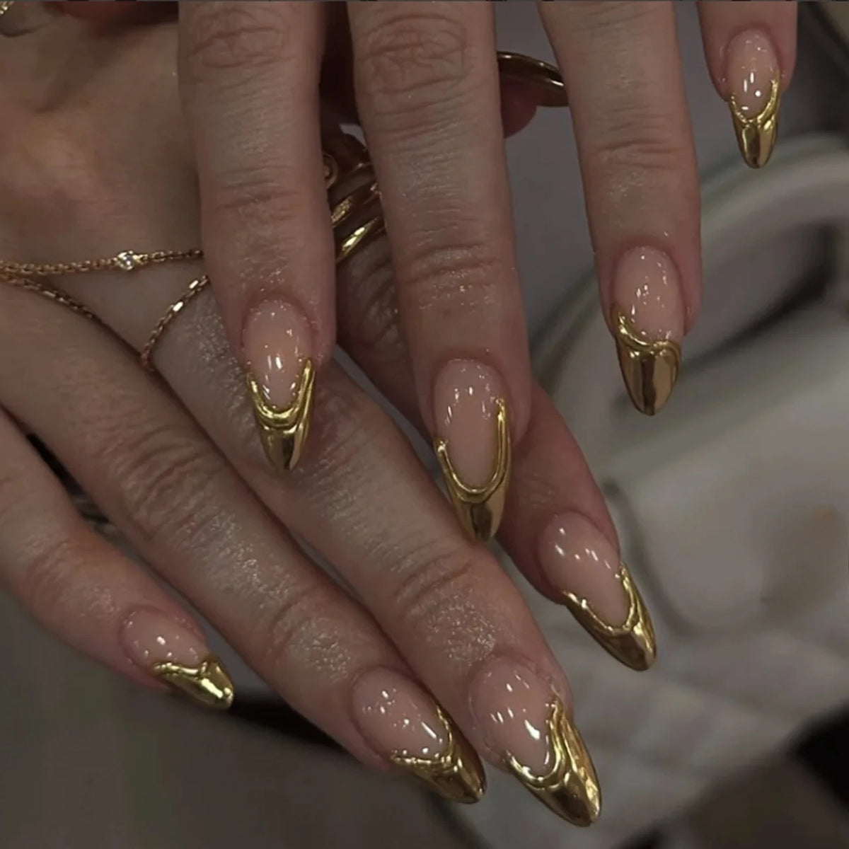 24-piece pink flower almond press-on false nails with kawaii design, wearable stick-on nail tips