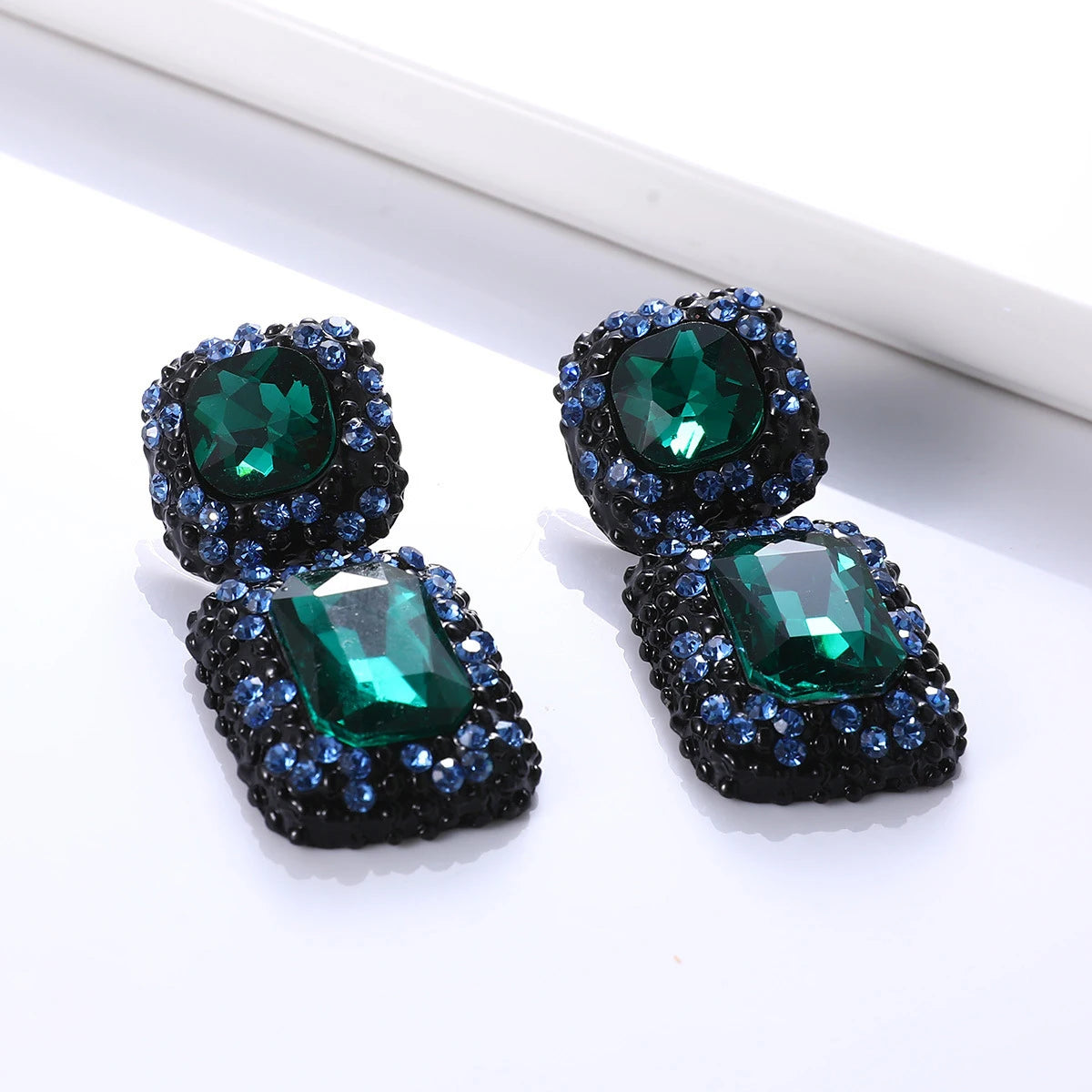 Vintage Costume Jewelry Party Accessories Gunblack Chunky Gray Black Crystal Rhinestone Square Statement Earrings for Women