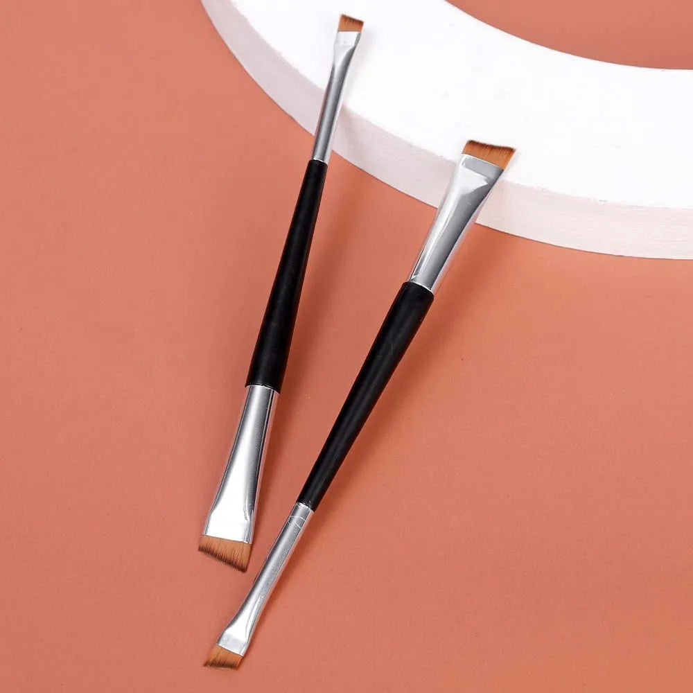 HSF Marketplace professional makeup brushes set with angled eyebrow and eyeliner brushes, including flat head blades for contour and eye makeup.