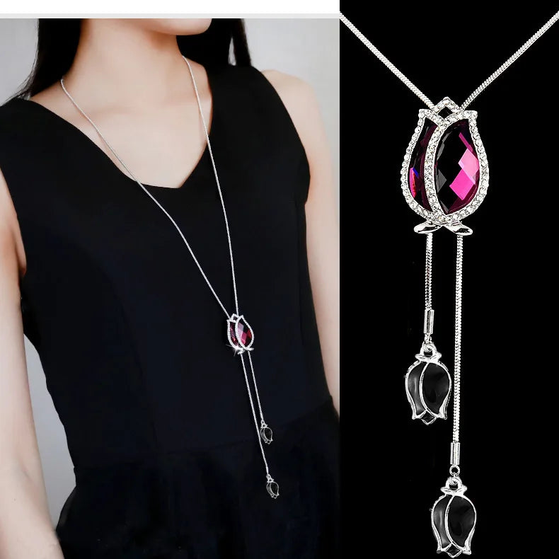 Fashion geometric crystal pendant necklace for women, featuring long pearl choker style jewelry with statement design