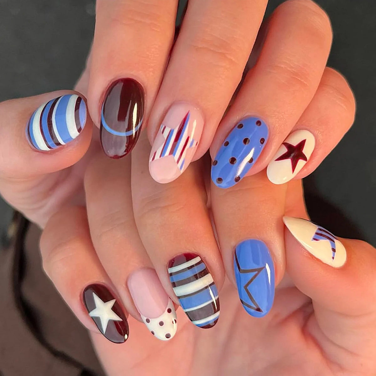 24-piece almond shape false nails with brown stripes and pink flowers, wearable full-cover acrylic nail tips