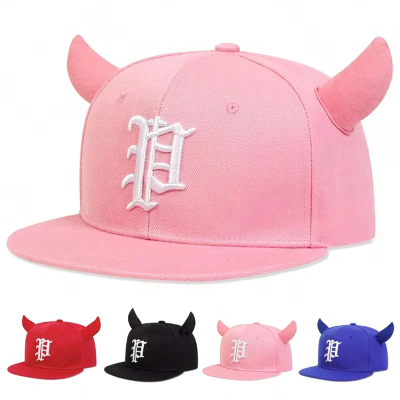 Unisex P letter embroidery baseball hat, adjustable outdoor hip-hop cap with curved brim and breathable mesh panels