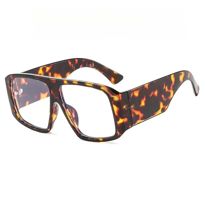 Y2K oversized pilot sunglasses for women with big square frame, gradient lenses, retro punk style, luxury fashion shades.