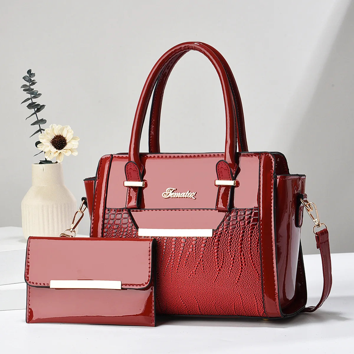 High-quality PU leather women's messenger bag with shoulder strap, luxury designer purse, crossbody style, in black.