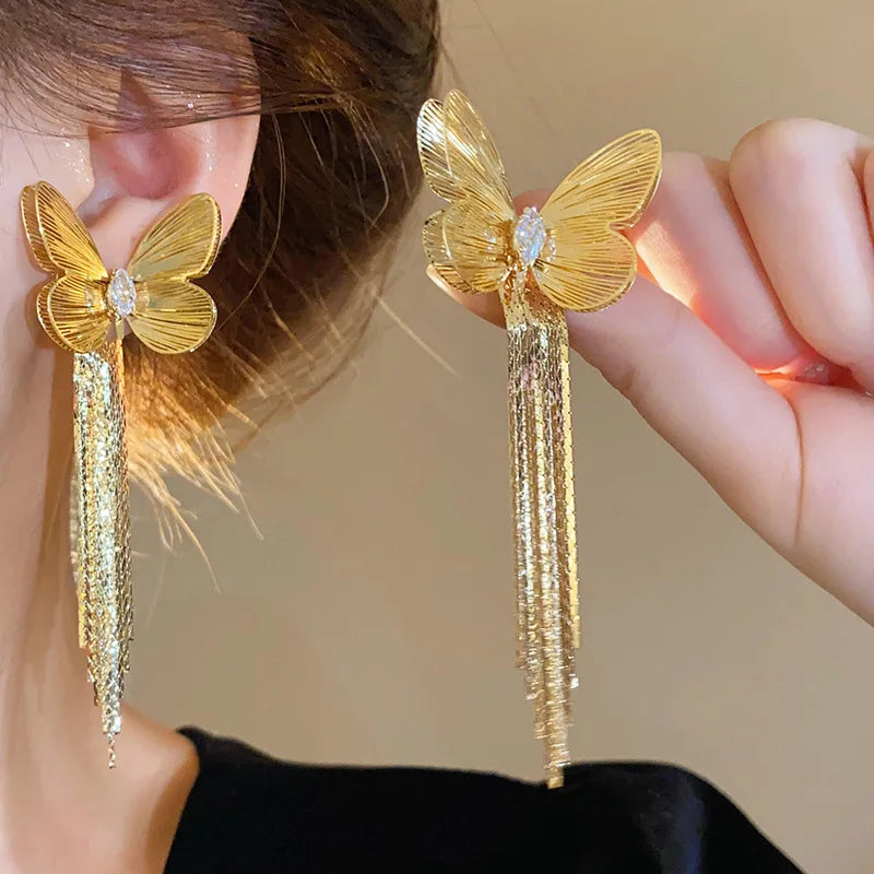 Golden vintage butterfly flower pendant earrings for wedding and party jewelry styling