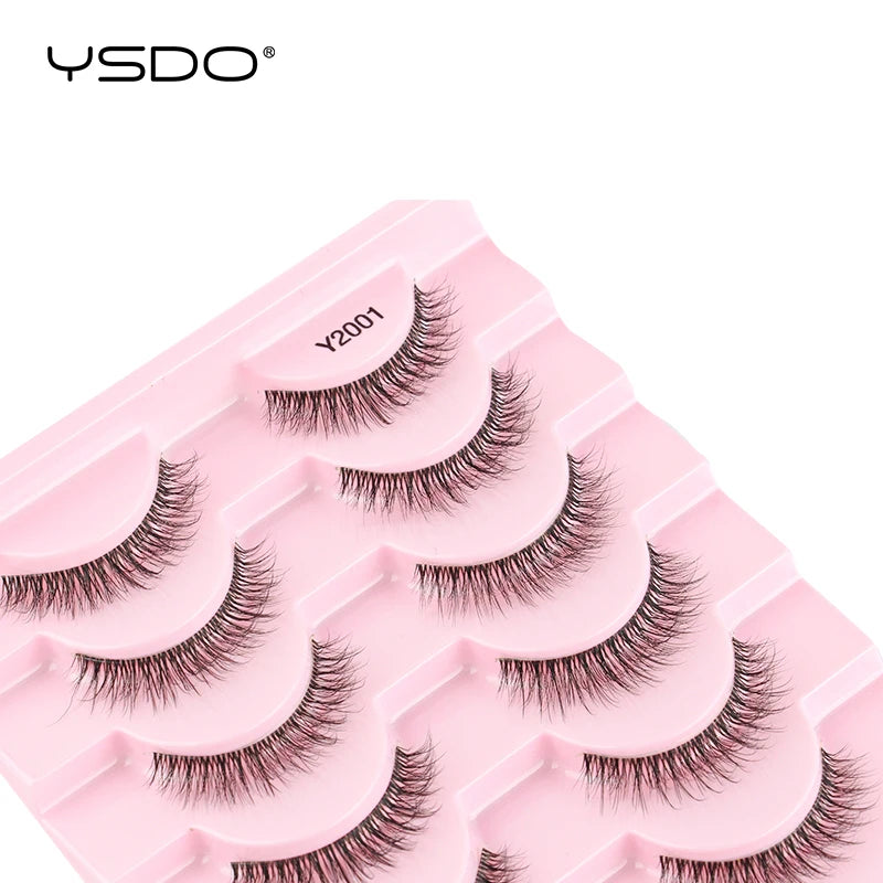 Natural full 3D HSF Marketplace false eyelashes for a defined cat-eye look