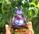 Energy Pyramid Orgonite Reiki Natural Amethyst Peridot Reiki Chakra Meditation Tool Room Decor Crystal Gifts Pyramid