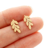 HSF Marketplace T-bar stud earrings with small animal, dove, leaf, dragonfly and spider designs geschniegelt