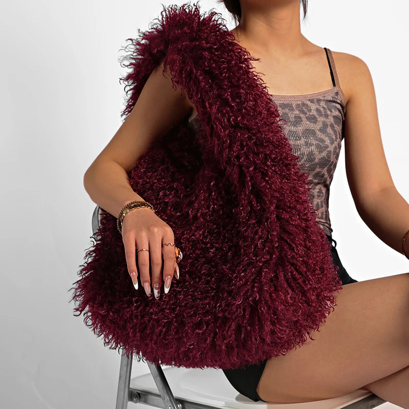 Luxury faux fur tote bag for women, stylish winter hobo handbag in soft plush texture