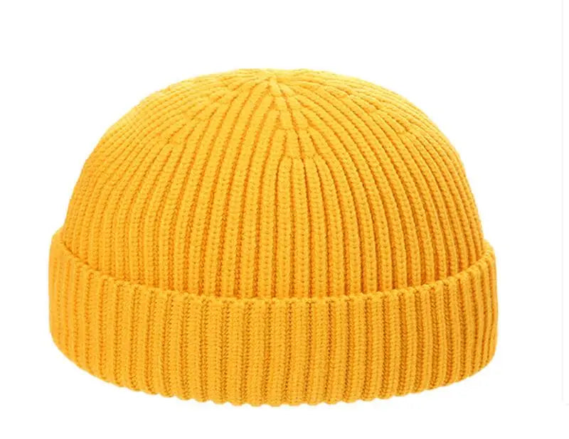 Warm knitted melon beanie hat for men and women in a cozy winter style