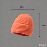 Warm knitted melon hat winter beanie for women and men in a cozy textured design