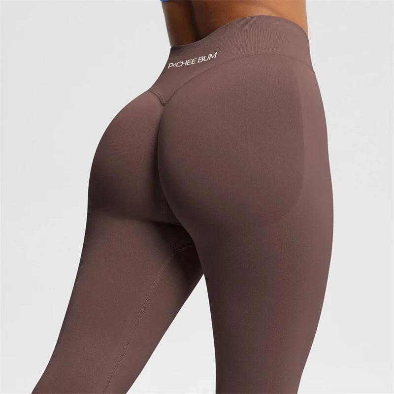 Women's seamless bum shaping leggings with ribbed waistband and scrunch butt detail for yoga and fitness
