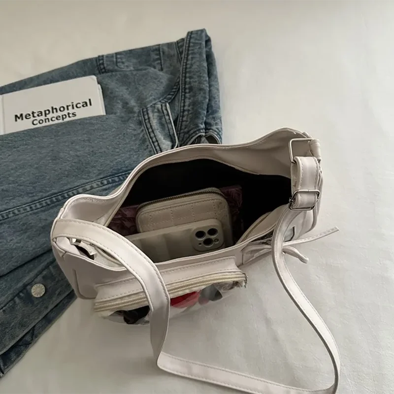 Y2k Harajuku transparent shoulder bag for women, Korean style crossbody handbag with preppy design and Japanese-inspired details.