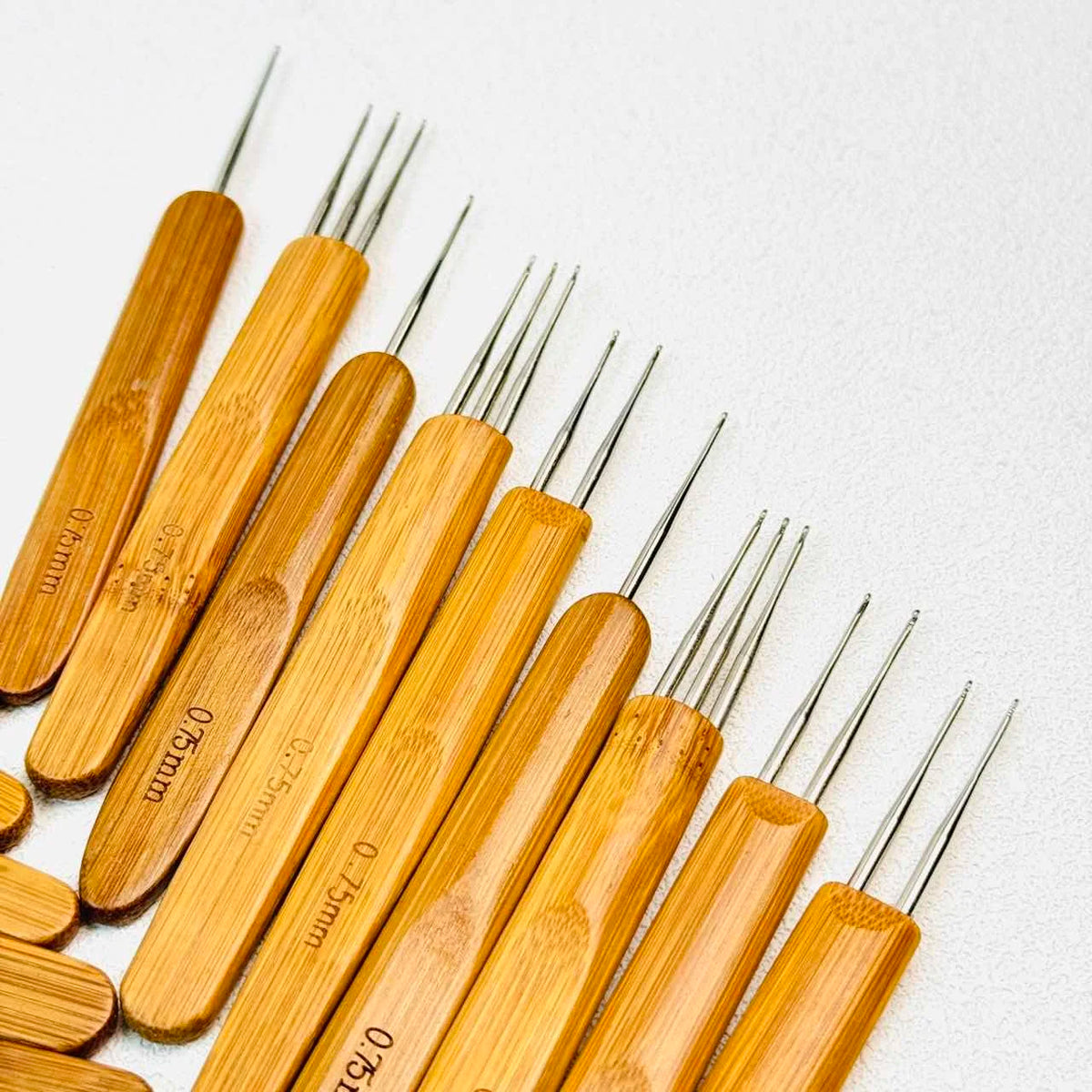 0.75mm Bamboo Crochet Hook 1/2/3 Heads for Dreadlocks Wig Making Hair Weaving Braid Tool