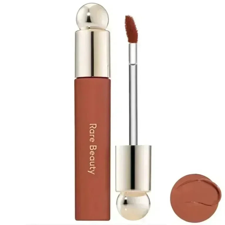 HSF Marketplace matte lipstick and powder blusher set, featuring natural makeup effect, portable design, and moisturizing non-stick formula.
