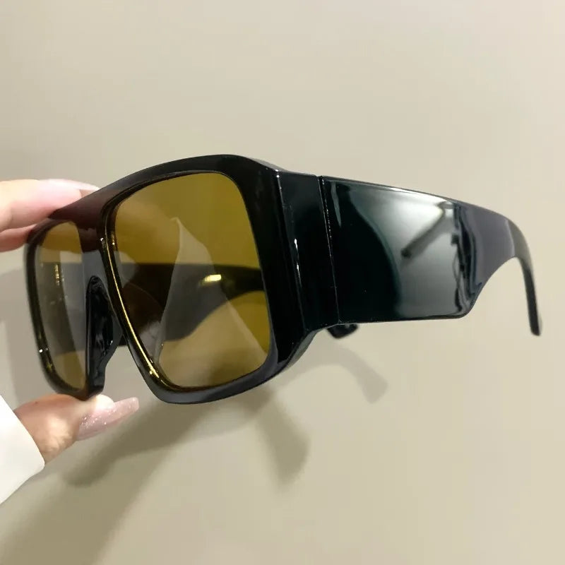 Y2K oversized pilot sunglasses for women, HSF Marketplace, with large square frame, gradient lenses, retro punk style, thick shades