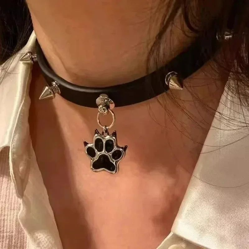 Gothic cat claw choker necklace with paw pendant, black faux leather, rivet details, Korean fashion jewelry for women.