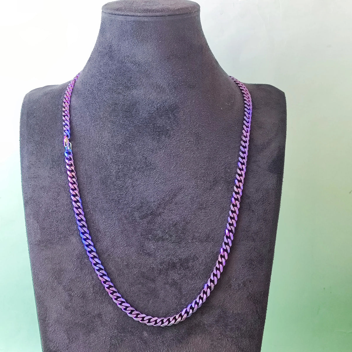 Grade 1 Titanium Chain Necklace 7mm Cuban Link, Hypoallergenic Anodized Purple Blue Necklace for Sensitive Skin