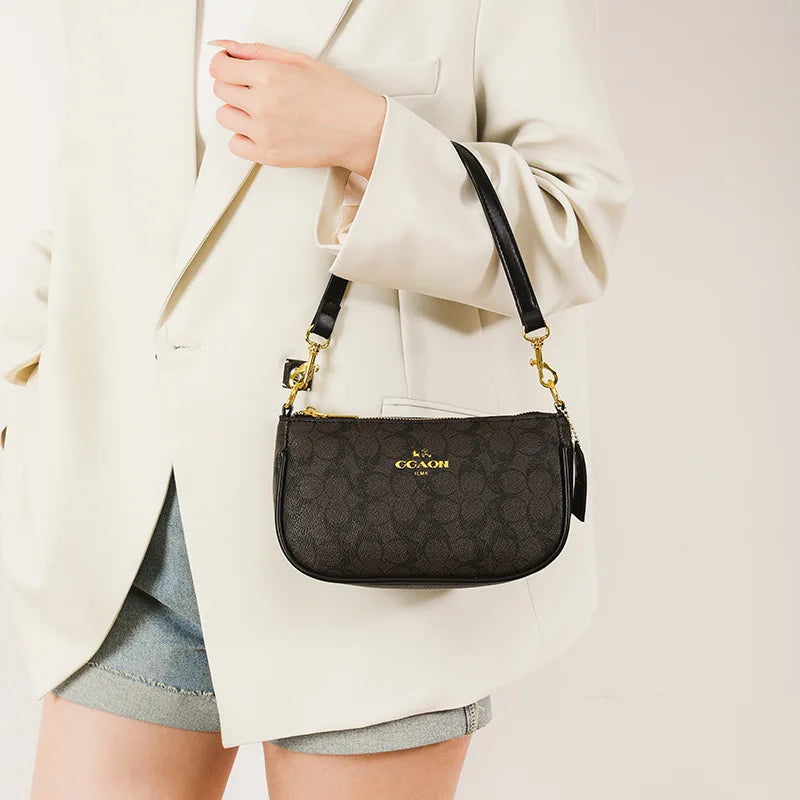 Vintage-style elegant leather crossbody bag for women, HSF Marketplace handbag in a classic design