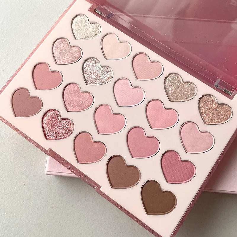Sweet Pink 20-color heart-shaped eyeshadow palette with pearl glitter, purple eyeshadow, and pink blusher