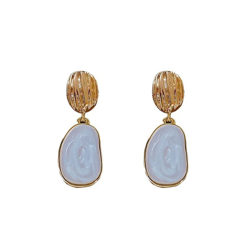 New White Enamel Oil Oval Dangle Earrings for Women Vintage Uneven Metal Drop Earrings Statement Irregular Geometry Jewelry