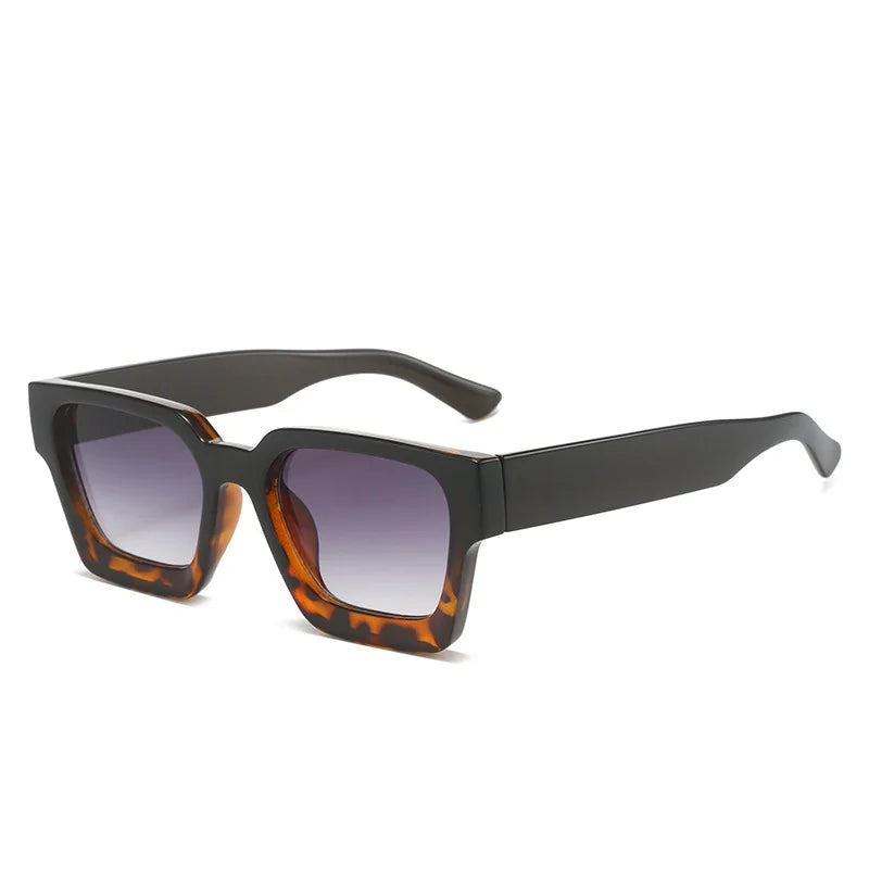 Luxury green square sunglasses for women and men by HSF Marketplace, retro design with UV400 protection and trendy style.