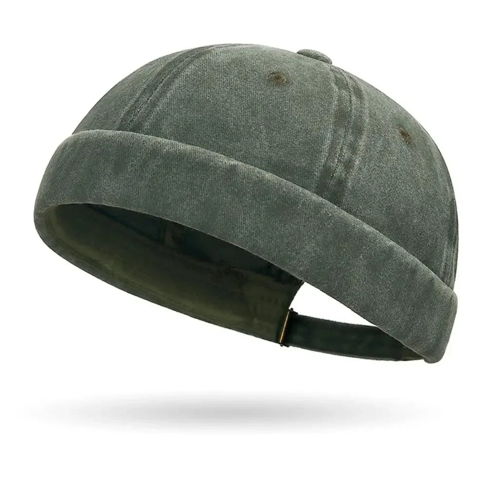 Women's hip hop brimless beanie skullcap, baggy cuff docker fisherman hat in black with embroidered design