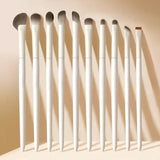 5-piece natural eye makeup brush set with white handles, detail eyeshadow and eyeliner brushes, ultra-soft bristles