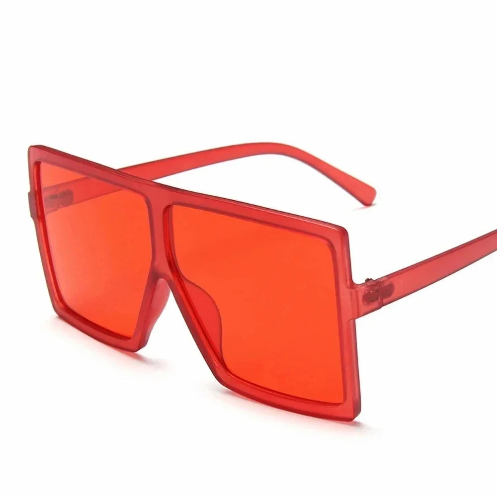 Square women's sunglasses with clear lenses, plastic frame, UV400 protection, stylish for driving and outdoor fashion.